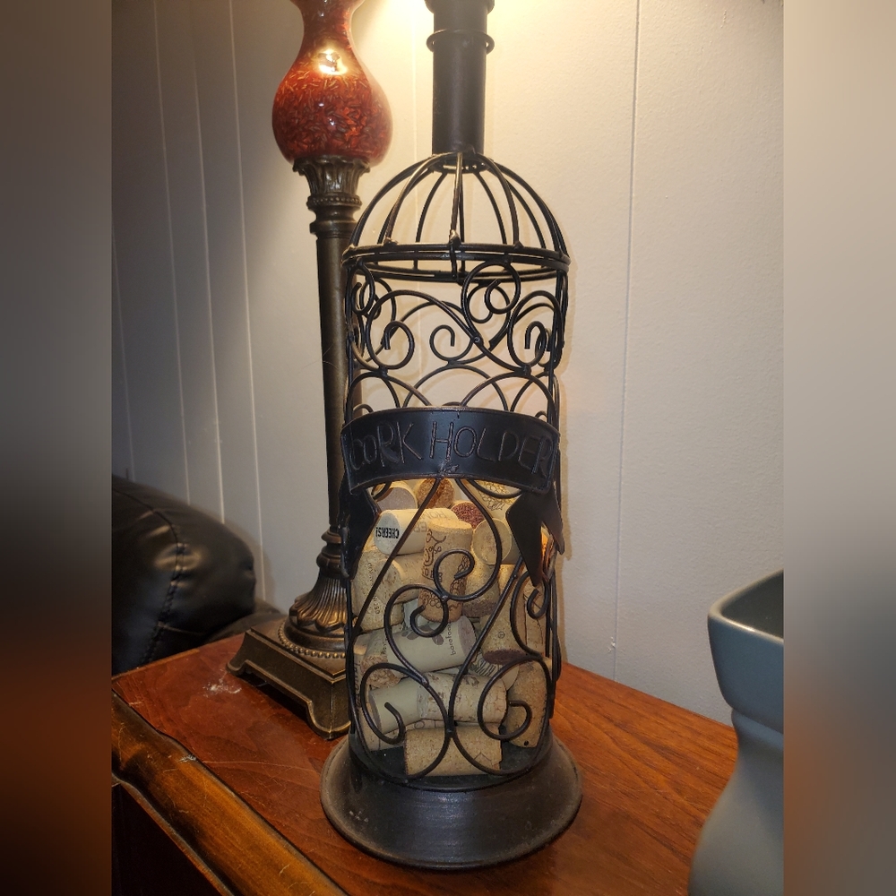 Vineyard Decor Cork Holder